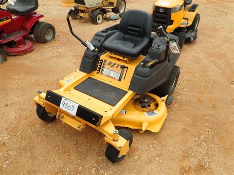 The activation of the manual bypass valve will allow the axles <b>to </b>roll freely by diverting the flow of fluid around the drive pump system. . How to start cub cadet zero turn